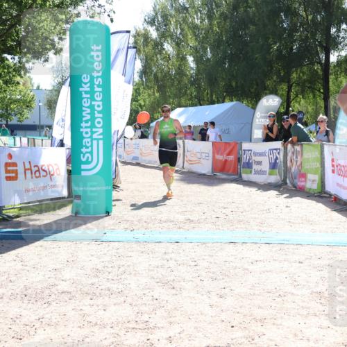 07.09.2025 - 19. Norderstedt Triathlon Zöllner http://msf.ph/oto/8783587 07.09.2025 15:14:27 Ziel 1006 meine-sportfotos.de