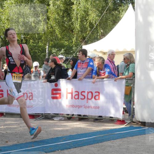 07.09.2025 - 19. Norderstedt Triathlon Zöllner http://msf.ph/oto/8783588 07.09.2025 11:58:13 Ziel 1179, 1186 meine-sportfotos.de
