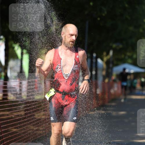 07.09.2025 - 19. Norderstedt Triathlon Michael Strokosch http://msf.ph/oto/8783620 07.09.2025 15:17:14 Laufen 961, 967 meine-sportfotos.de