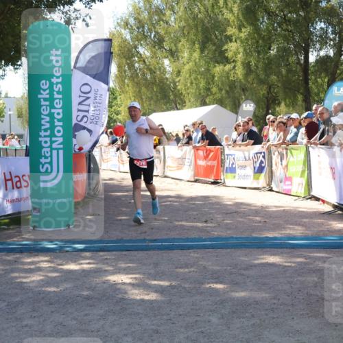 07.09.2025 - 19. Norderstedt Triathlon Zöllner http://msf.ph/oto/8783623 07.09.2025 13:05:26 Ziel 1276 meine-sportfotos.de