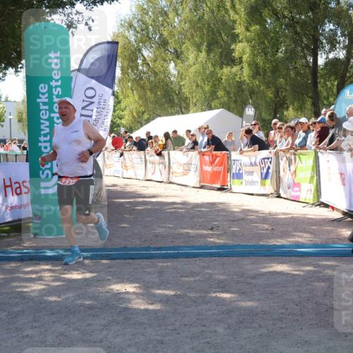 07.09.2025 - 19. Norderstedt Triathlon Zöllner http://msf.ph/oto/8783636 07.09.2025 13:05:27 Ziel 1276 meine-sportfotos.de