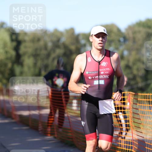 07.09.2025 - 19. Norderstedt Triathlon Michael Strokosch http://msf.ph/oto/8783654 07.09.2025 16:12:34 Laufen 466, 483, 504, 1415, 1485, 1495 meine-sportfotos.de