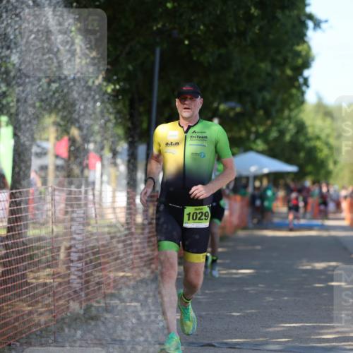 07.09.2025 - 19. Norderstedt Triathlon Michael Strokosch http://msf.ph/oto/8783686 07.09.2025 15:17:24 Laufen 879, 1029 meine-sportfotos.de