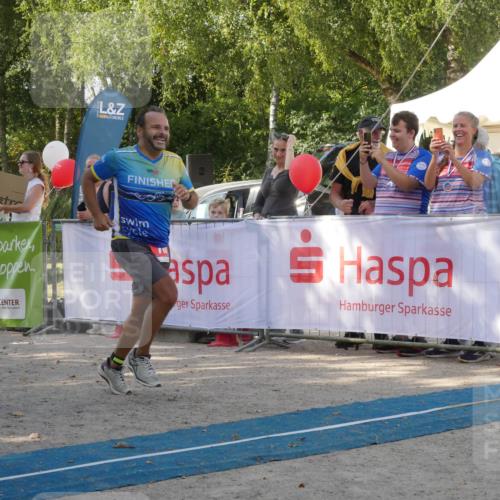 07.09.2025 - 19. Norderstedt Triathlon Zöllner http://msf.ph/oto/8783693 07.09.2025 11:59:40 Ziel 760 meine-sportfotos.de