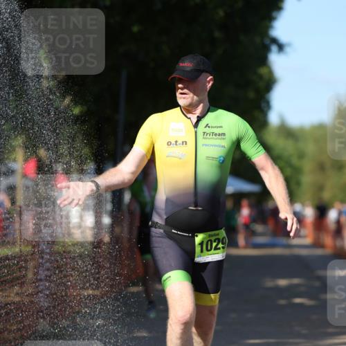 07.09.2025 - 19. Norderstedt Triathlon Michael Strokosch http://msf.ph/oto/8783725 07.09.2025 15:17:25 Laufen 879, 1029 meine-sportfotos.de