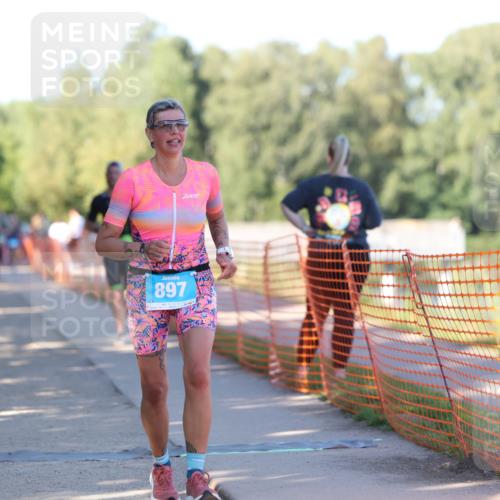 07.09.2025 - 19. Norderstedt Triathlon Michael Strokosch http://msf.ph/oto/8783757 07.09.2025 16:12:50 Laufen 541, 897 meine-sportfotos.de