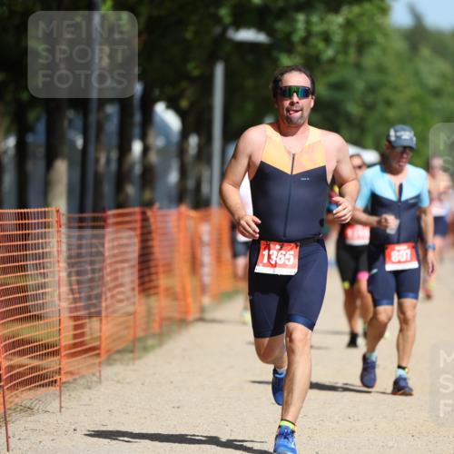 07.09.2025 - 19. Norderstedt Triathlon Michael Strokosch http://msf.ph/oto/8783758 07.09.2025 12:15:25 Laufen 807, 1253, 1301, 1315, 1358, 1365 meine-sportfotos.de