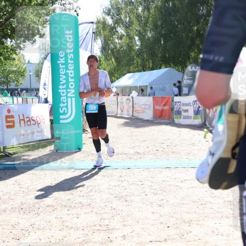 07.09.2025 - 19. Norderstedt Triathlon Zöllner http://msf.ph/oto/8783767 07.09.2025 15:14:44 Ziel 388, 969 meine-sportfotos.de