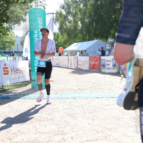 07.09.2025 - 19. Norderstedt Triathlon Zöllner http://msf.ph/oto/8783777 07.09.2025 15:14:45 Ziel 388 meine-sportfotos.de
