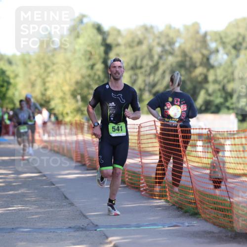 07.09.2025 - 19. Norderstedt Triathlon Michael Strokosch http://msf.ph/oto/8783793 07.09.2025 16:12:52 Laufen 513, 518, 541, 897 meine-sportfotos.de