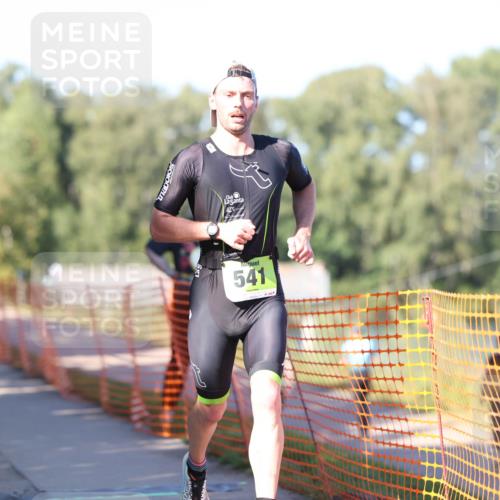 07.09.2025 - 19. Norderstedt Triathlon Michael Strokosch http://msf.ph/oto/8783814 07.09.2025 16:12:53 Laufen 513, 517, 518, 541, 897 meine-sportfotos.de