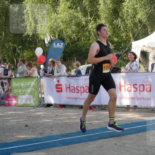 07.09.2025 - 19. Norderstedt Triathlon Zöllner http://msf.ph/oto/8783832 07.09.2025 12:01:53 Ziel 770, 1208 meine-sportfotos.de