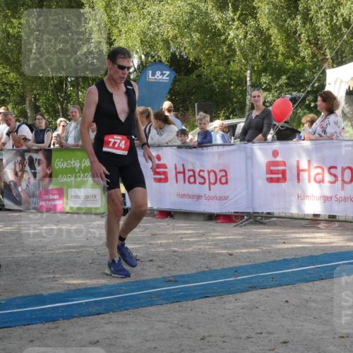 07.09.2025 - 19. Norderstedt Triathlon Zöllner http://msf.ph/oto/8783863 07.09.2025 12:02:05 Ziel 774, 1178 meine-sportfotos.de
