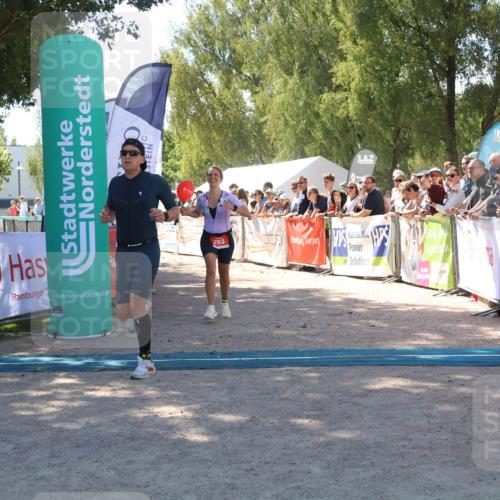 07.09.2025 - 19. Norderstedt Triathlon Zöllner http://msf.ph/oto/8783890 07.09.2025 13:06:32 Ziel 293, 811, 1260 meine-sportfotos.de