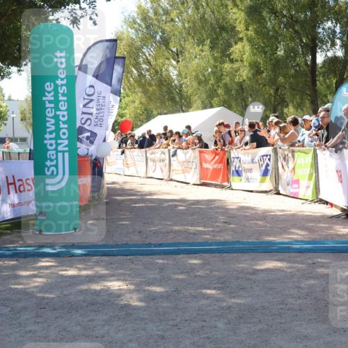 07.09.2025 - 19. Norderstedt Triathlon Zöllner http://msf.ph/oto/8783908 07.09.2025 13:07:14 Ziel  meine-sportfotos.de