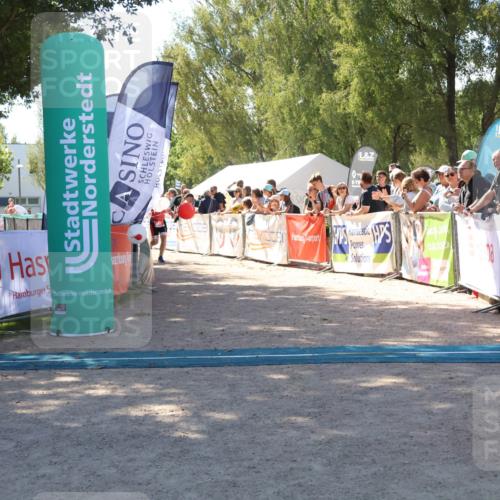 07.09.2025 - 19. Norderstedt Triathlon Zöllner http://msf.ph/oto/8783921 07.09.2025 13:07:16 Ziel  meine-sportfotos.de