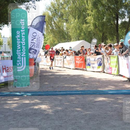 07.09.2025 - 19. Norderstedt Triathlon Zöllner http://msf.ph/oto/8783924 07.09.2025 13:07:17 Ziel 851 meine-sportfotos.de