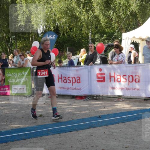 07.09.2025 - 19. Norderstedt Triathlon Zöllner http://msf.ph/oto/8783925 07.09.2025 12:03:10 Ziel 1194, 1207, 1341 meine-sportfotos.de