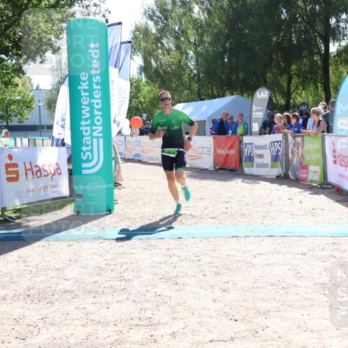 07.09.2025 - 19. Norderstedt Triathlon Zöllner http://msf.ph/oto/8783936 07.09.2025 15:16:38 Ziel 1015 meine-sportfotos.de