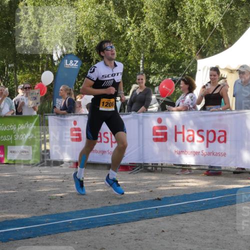 07.09.2025 - 19. Norderstedt Triathlon Zöllner http://msf.ph/oto/8783952 07.09.2025 12:03:40 Ziel 1206 meine-sportfotos.de