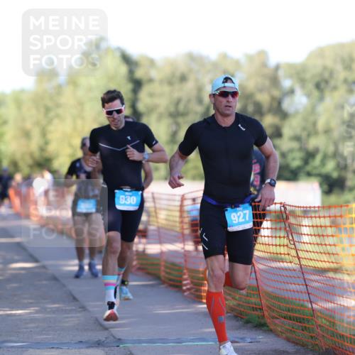 07.09.2025 - 19. Norderstedt Triathlon Michael Strokosch http://msf.ph/oto/8783956 07.09.2025 16:13:12 Laufen 526, 887, 927, 930, 1429, 1511 meine-sportfotos.de