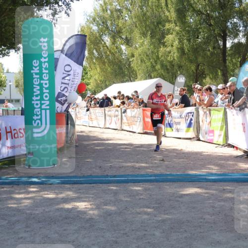 07.09.2025 - 19. Norderstedt Triathlon Zöllner http://msf.ph/oto/8783962 07.09.2025 13:07:20 Ziel 851 meine-sportfotos.de