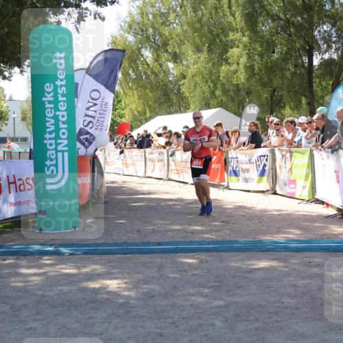 07.09.2025 - 19. Norderstedt Triathlon Zöllner http://msf.ph/oto/8783972 07.09.2025 13:07:21 Ziel 851 meine-sportfotos.de