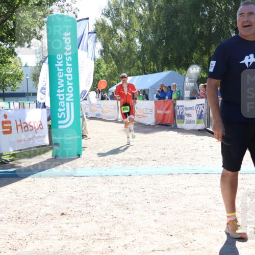 07.09.2025 - 19. Norderstedt Triathlon Zöllner http://msf.ph/oto/8783973 07.09.2025 15:16:53 Ziel 975 meine-sportfotos.de