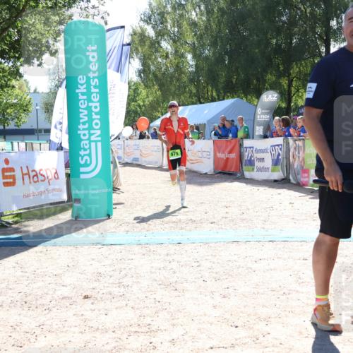 07.09.2025 - 19. Norderstedt Triathlon Zöllner http://msf.ph/oto/8783977 07.09.2025 15:16:53 Ziel 975 meine-sportfotos.de