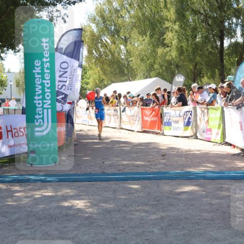07.09.2025 - 19. Norderstedt Triathlon Zöllner http://msf.ph/oto/8784009 07.09.2025 13:07:45 Ziel 732, 1248 meine-sportfotos.de