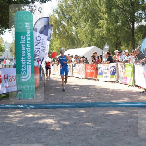 07.09.2025 - 19. Norderstedt Triathlon Zöllner http://msf.ph/oto/8784026 07.09.2025 13:07:46 Ziel 732, 1248 meine-sportfotos.de