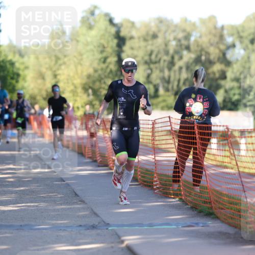 07.09.2025 - 19. Norderstedt Triathlon Michael Strokosch http://msf.ph/oto/8784038 07.09.2025 16:13:25 Laufen 529, 537, 543, 932, 1080, 1422 meine-sportfotos.de