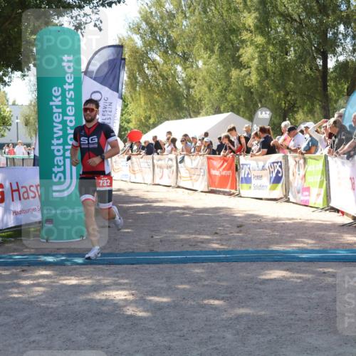 07.09.2025 - 19. Norderstedt Triathlon Zöllner http://msf.ph/oto/8784065 07.09.2025 13:07:50 Ziel 732, 1248 meine-sportfotos.de