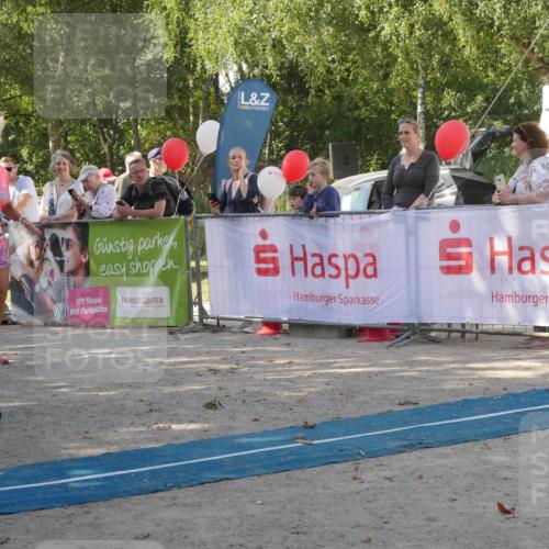 07.09.2025 - 19. Norderstedt Triathlon Zöllner http://msf.ph/oto/8784112 07.09.2025 12:07:50 Ziel 1200, 1314 meine-sportfotos.de