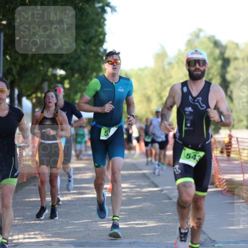 07.09.2025 - 19. Norderstedt Triathlon Michael Strokosch http://msf.ph/oto/8784124 07.09.2025 16:13:32 Laufen 403, 457, 529, 543, 932, 943, 1064, 1085, 1422 meine-sportfotos.de