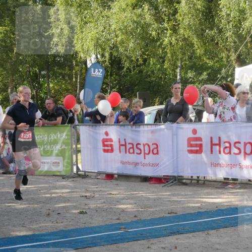 07.09.2025 - 19. Norderstedt Triathlon Zöllner http://msf.ph/oto/8784129 07.09.2025 12:08:18 Ziel 1257 meine-sportfotos.de