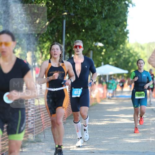 07.09.2025 - 19. Norderstedt Triathlon Michael Strokosch http://msf.ph/oto/8784136 07.09.2025 16:13:34 Laufen 403, 457, 529, 543, 932, 943, 1064, 1085, 1422 meine-sportfotos.de