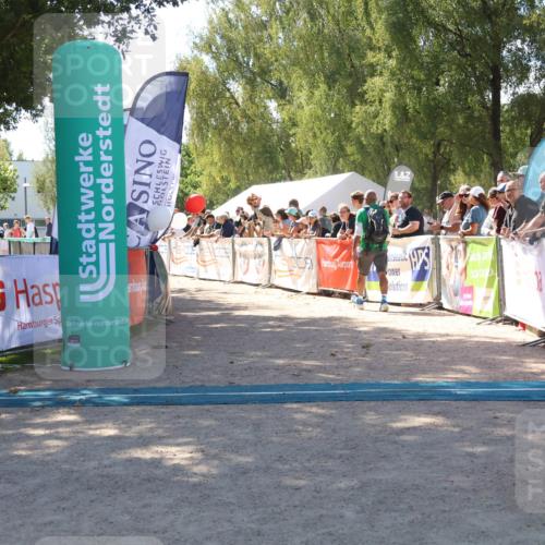 07.09.2025 - 19. Norderstedt Triathlon Zöllner http://msf.ph/oto/8784154 07.09.2025 13:08:03 Ziel 709, 788, 816 meine-sportfotos.de