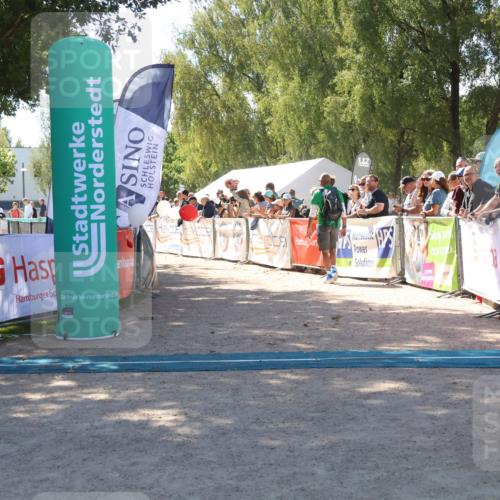 07.09.2025 - 19. Norderstedt Triathlon Zöllner http://msf.ph/oto/8784157 07.09.2025 13:08:03 Ziel 709, 788, 816 meine-sportfotos.de