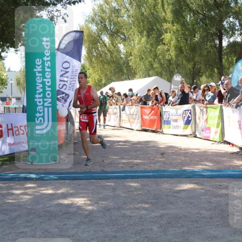 07.09.2025 - 19. Norderstedt Triathlon Zöllner http://msf.ph/oto/8784185 07.09.2025 13:08:08 Ziel 816 meine-sportfotos.de