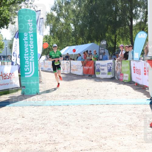 07.09.2025 - 19. Norderstedt Triathlon Zöllner http://msf.ph/oto/8784225 07.09.2025 15:19:25 Ziel 980, 1013 meine-sportfotos.de