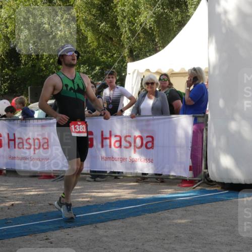 07.09.2025 - 19. Norderstedt Triathlon Zöllner http://msf.ph/oto/8784257 07.09.2025 12:10:04 Ziel 1383 meine-sportfotos.de