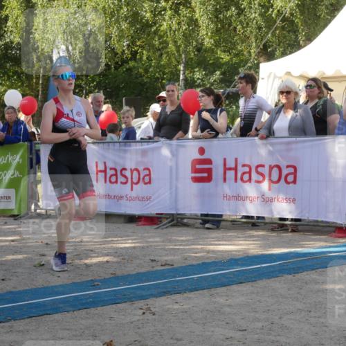 07.09.2025 - 19. Norderstedt Triathlon Zöllner http://msf.ph/oto/8784275 07.09.2025 12:10:28 Ziel 1153 meine-sportfotos.de