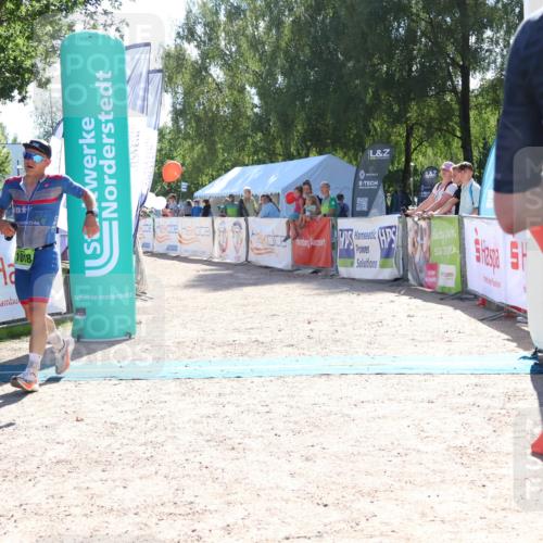 07.09.2025 - 19. Norderstedt Triathlon Zöllner http://msf.ph/oto/8784302 07.09.2025 15:19:51 Ziel 1018 meine-sportfotos.de