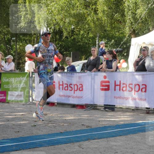 07.09.2025 - 19. Norderstedt Triathlon Zöllner http://msf.ph/oto/8784323 07.09.2025 12:11:44 Ziel 787 meine-sportfotos.de