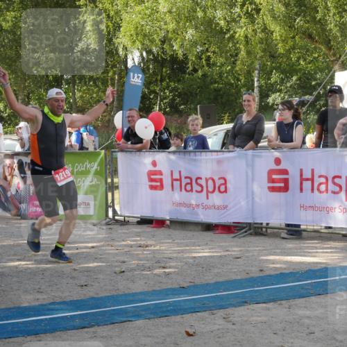 07.09.2025 - 19. Norderstedt Triathlon Zöllner http://msf.ph/oto/8784333 07.09.2025 12:12:01 Ziel 1219 meine-sportfotos.de