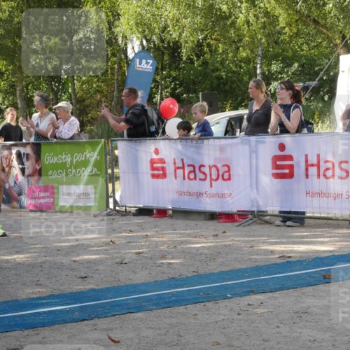 07.09.2025 - 19. Norderstedt Triathlon Zöllner http://msf.ph/oto/8784378 07.09.2025 12:13:52 Ziel 229, 1182, 1190 meine-sportfotos.de