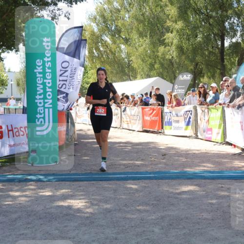 07.09.2025 - 19. Norderstedt Triathlon Zöllner http://msf.ph/oto/8784394 07.09.2025 13:09:00 Ziel 282 meine-sportfotos.de