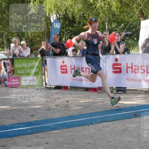 07.09.2025 - 19. Norderstedt Triathlon Zöllner http://msf.ph/oto/8784396 07.09.2025 12:13:54 Ziel 229, 1182, 1190 meine-sportfotos.de