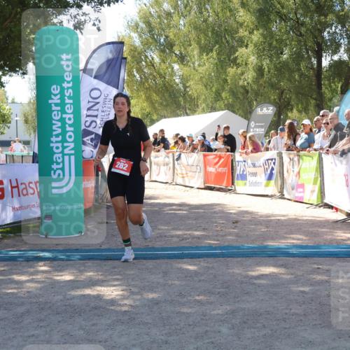 07.09.2025 - 19. Norderstedt Triathlon Zöllner http://msf.ph/oto/8784403 07.09.2025 13:09:00 Ziel 282 meine-sportfotos.de